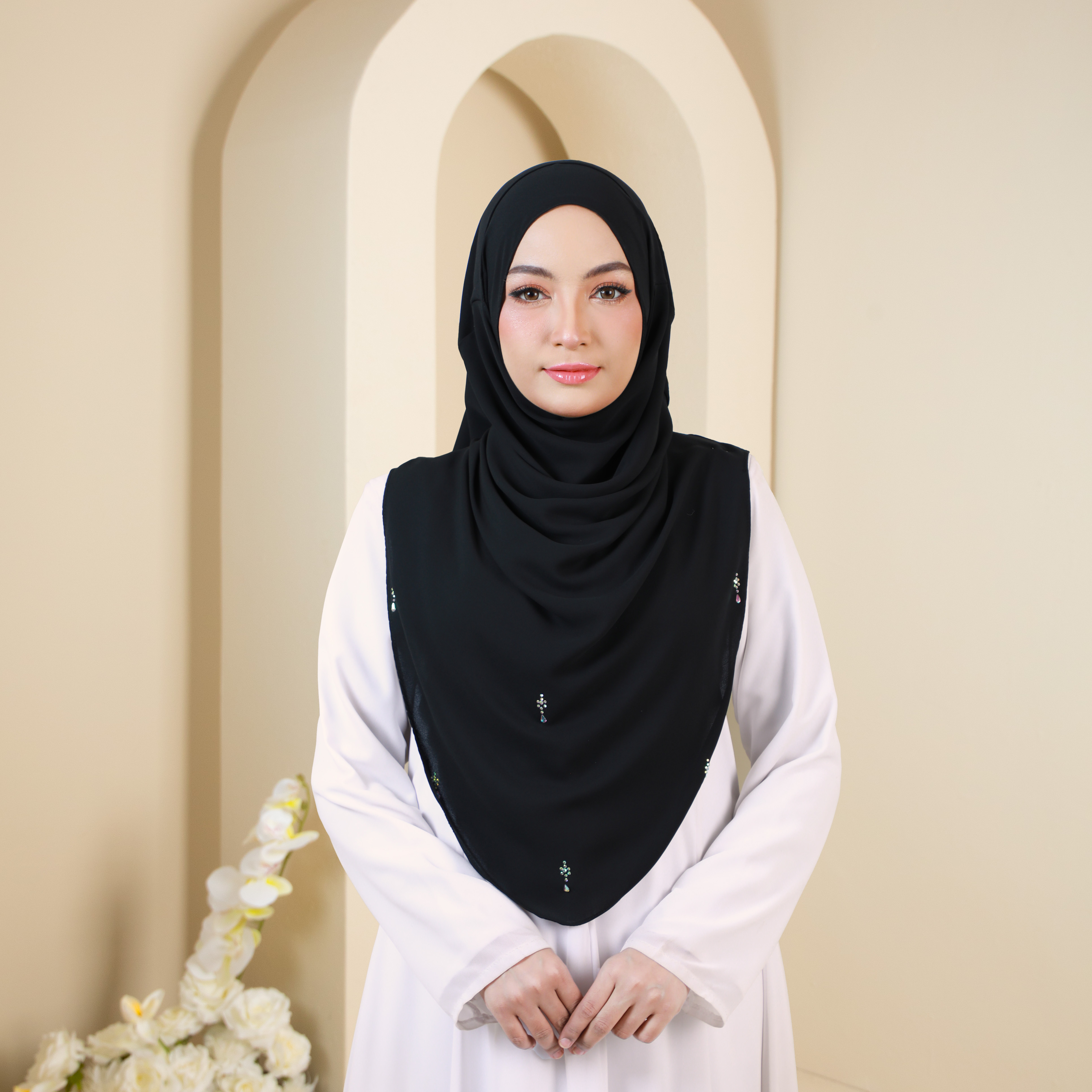 HUMAIRA PLAIN LUXE- HPL16 (BLACK)